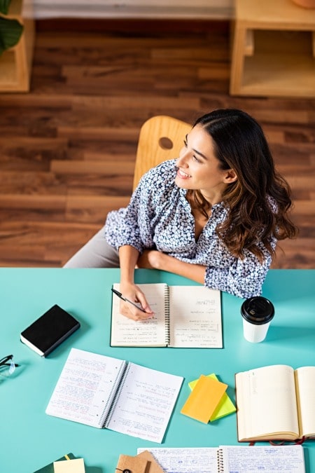 Student Visa immigration consultants in dubai